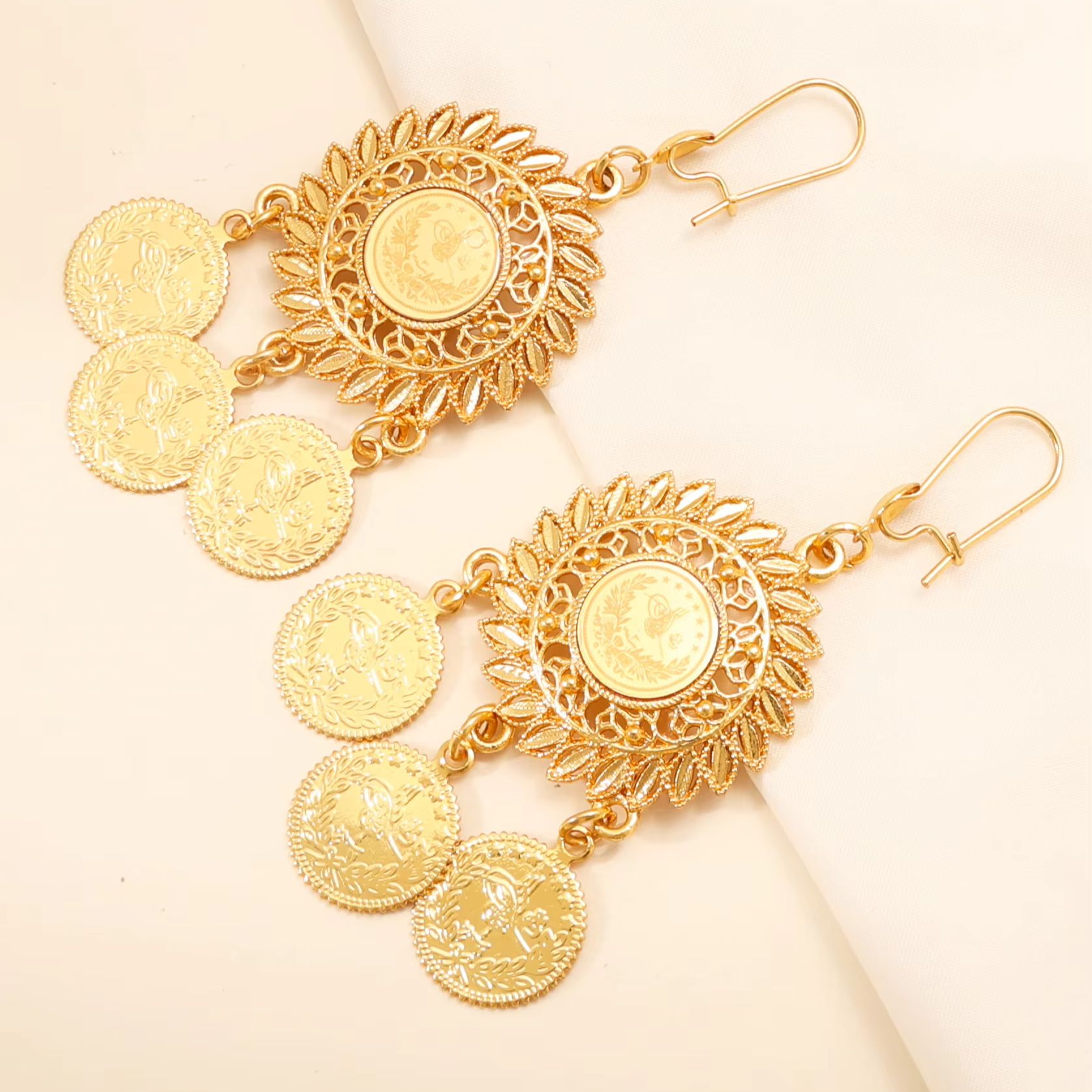 Ethnic Fashion Co In - ต่างหูสไตล์วินเทจโบโฮลายดอกไม้ KDE, เครื่องประดับแฟชั่นเหรียญตุรกีชุบทอง, เหมาะสำหรับงานแต่งงานและการสวมใส่ในชีวิตประจำวัน # 00479