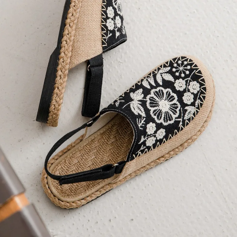 รองเท้าผู้หญิงสไตล์จีน-ชิค แบบ - Ethnic Chic Fashion บทวิจารณ์และราคา