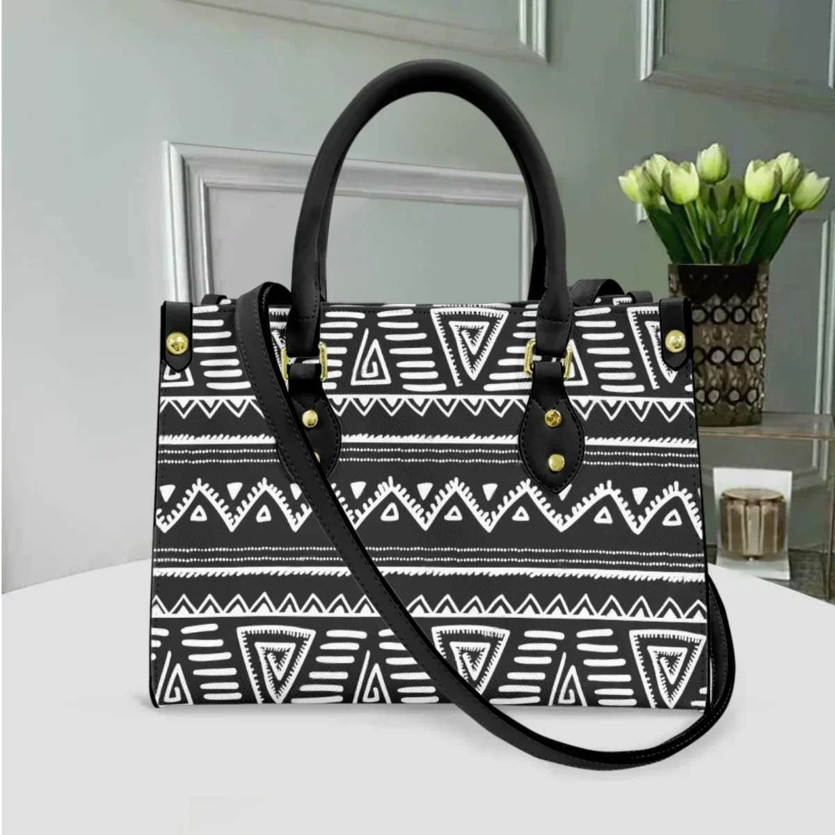 กระเป๋าสะพายไหล่หนัง PU สไตล์ว - Ethnic Chic Fashion บทวิจารณ์และราคา
