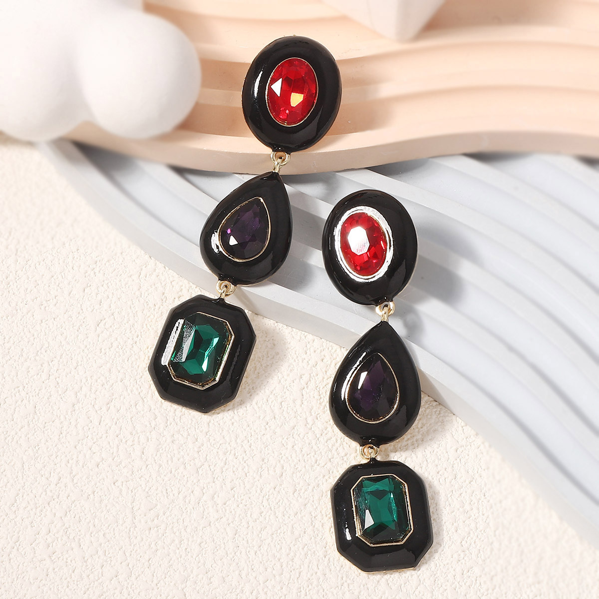 เคลือบเงาแบบเรโทรชิค สไตล์ชาติ - Ethnic Chic Fashion บทวิจารณ์และราคา