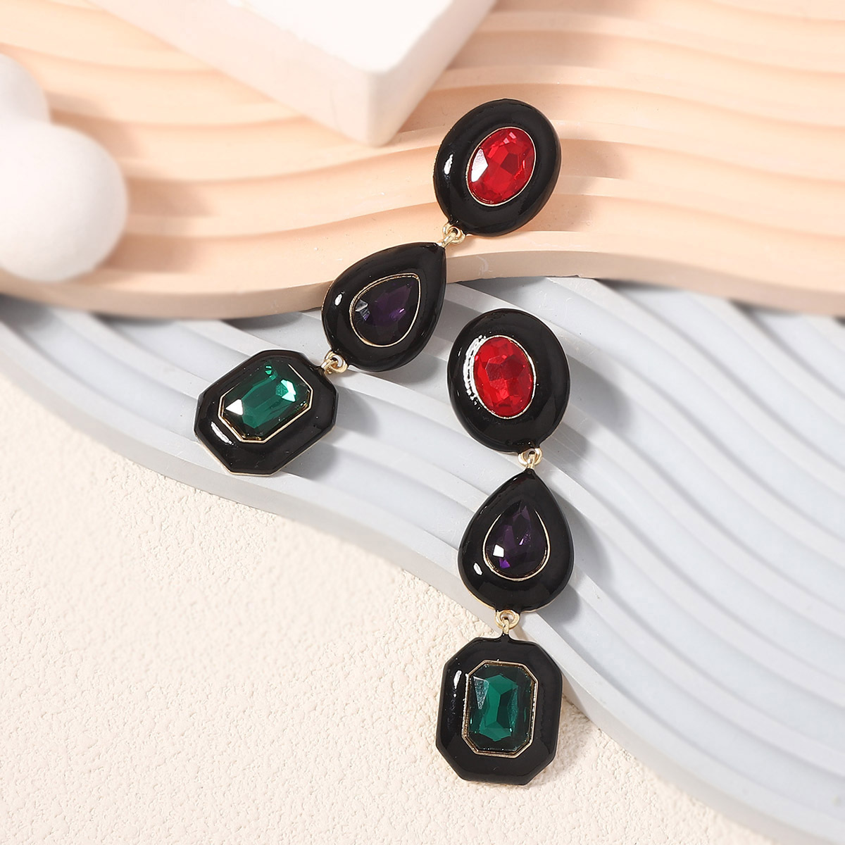 เคลือบเงาแบบเรโทรชิค สไตล์ชาติ - Ethnic Chic Fashion บทวิจารณ์และราคา